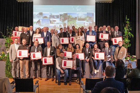 Weintourismuspreis 2025 in Iphofen: Die Preisträger sind die 22 terroir f Punkte im Weinanbaugebiet.