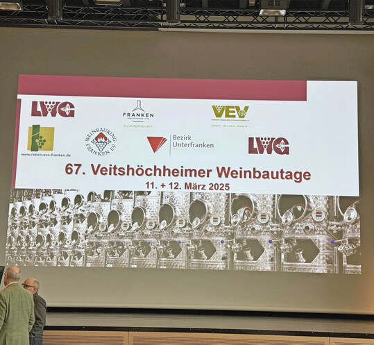 Vielfltige Aspekte der Weinvermarktung, Herausforderungen im Pflanzenschutz und Digitalisierungsmglichkeiten standen im Fokus der Frnkischen Weinwirtschaftstage. 