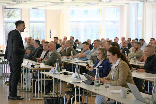 Die deutsche genossenschaftliche Weinwirtschaft traf sich Anfang April zum Winecamp 2025.