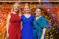 Anna Zenz (Mitte) von der Mosel ist die 77. Deutsche Weinknigin. Ihr zur Seite stehen Emma Meinhardt aus Saale-Unstrut (links) und Katja Simon von der Hessischen Bergstrae (rechts) als Deutsche Weinprinzessinnen. 