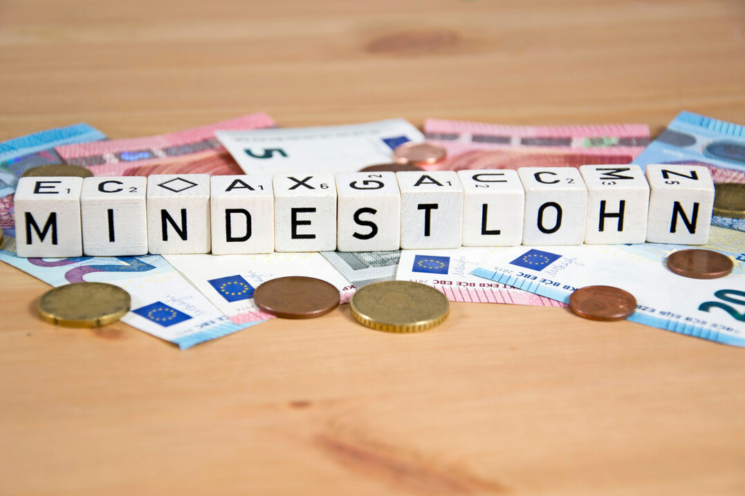 Steigt der Mindestlohn, erhöht sich auch die Verdienstgrenze.
