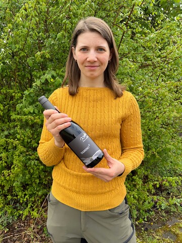 Mara Walz (Weingut Walz) prsentiert den ersten Wrttemberger Tamino.