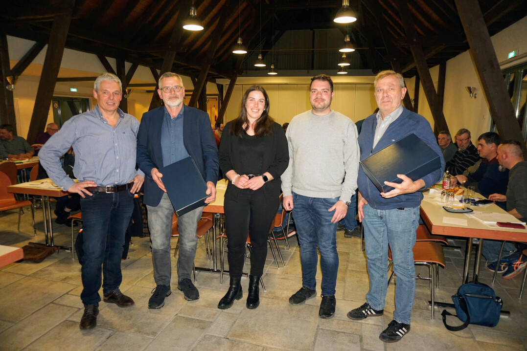 Bei der Bezirksversammlung des Weinsberger Tal-hringer Gegend(v. l.): Peter Albrecht, Karl-Ulrich Vollert, Stefanie Vollert, Jochen Frnzler und Eberhardt Hfele.