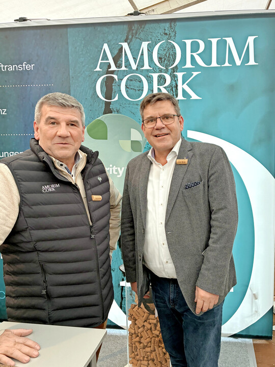 Amorim pr�sentiert innovative Natur- und Agglomeratkorken.