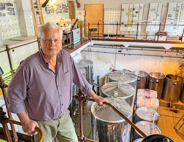 Frank Doedtmann ist Kellermeister beim Weingut Henke in Srnewitz.