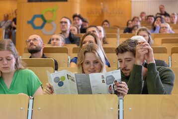 Der Studieninfotag hielt viele spannende Programmpunkte bereit, von Schnuppervorlesungen bis zu selbstgemachtem Eis der Lebensmittelsicherheit. 