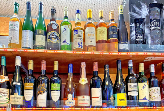 Marktanalyse in einem Kiosk in Kln am 26. Februar 2024.