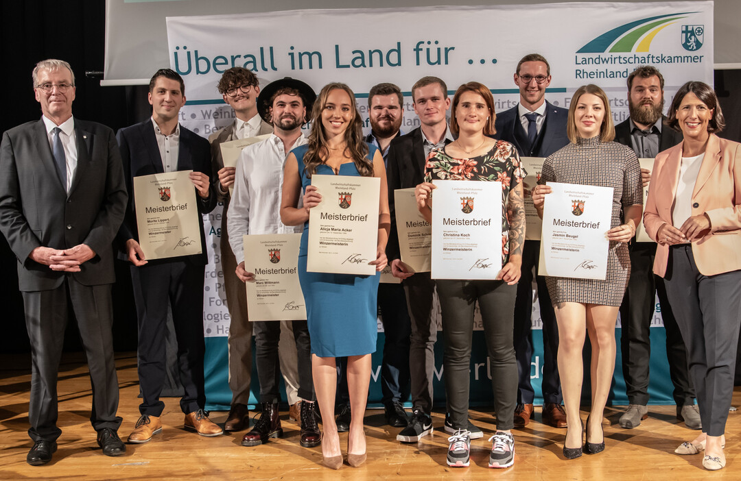 3 Winzermeisterinnen und 8 Winzermeister haben ihre Prfung erfolgreich abgeschlossen.