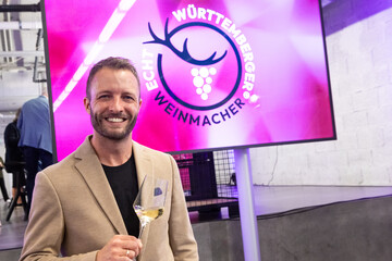 Patrick Hilligardt, Vorstandssprecher der Weinheimat Wrttemberg, stellte die Echt Wrttemberger Weinmacher vor.