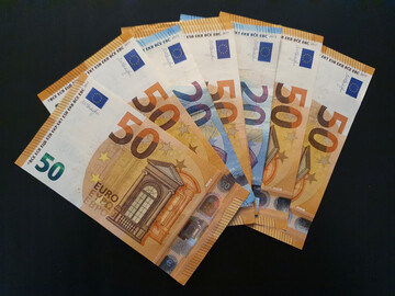 Seit 22 Jahren wird eine Million Euro pro Jahr in den Weinmarkt investiert.
