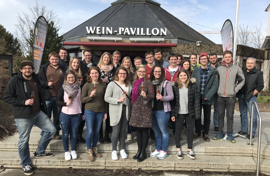 Das DRV-Jungwinzerforum zu Besuch im Remstal.