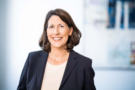 Daniela Schmitt wurde fr ein weiteres Jahr zur Vorsitzenden des Ausschusses fr Agrarpolitik und Verbraucherschutz des Bundesrates gewhlt.