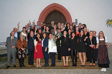 Alle 32 Teilnehmer haben ihre Prfungen mit Bravur bestanden.