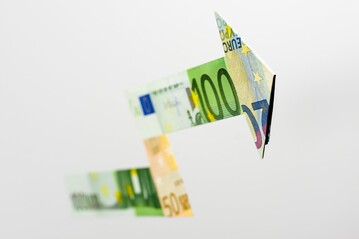 Wer auerhalb der Landwirtschaft gengend einnimmt, kann sich von der Versicherungspflicht befreien lassen.
