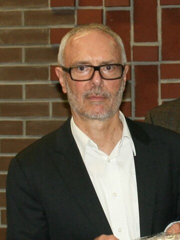 Dr. Walter Kast war einWeinbau-Visionr. Er war fr 29 Jahre an der LVWO Weinsberg ttig.
