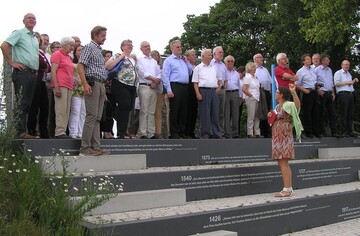 Bei der Jahrestagung des Bundesausschusses fr Weinforschung (BfW) besuchten die Teilnehmer auch die Aussichtsplattform terroir f bei Volkach