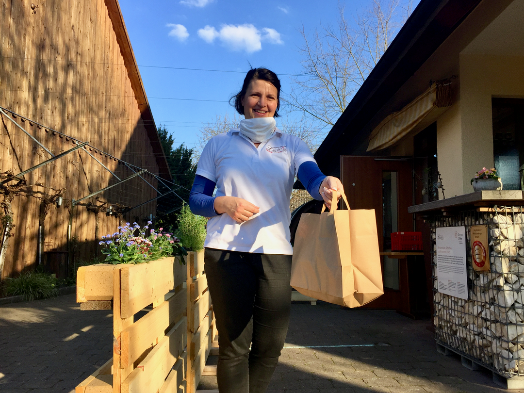 Ulrike Lösch und ihr Team haben die Winzerstube in Windischenbach auf einen erfolgreichen Abholservice umgestellt.