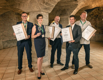 Christian und Martina Reiss, Horst Sauer, Daniel Sauer und Ludwig Knoll  vier weltmeisterliche Weingter aus Franken. 
