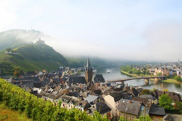 Die Widerstandsfhigkeit und Innovationsbereitschaft der Weinbauer an der Mosel ist bewundernswert.