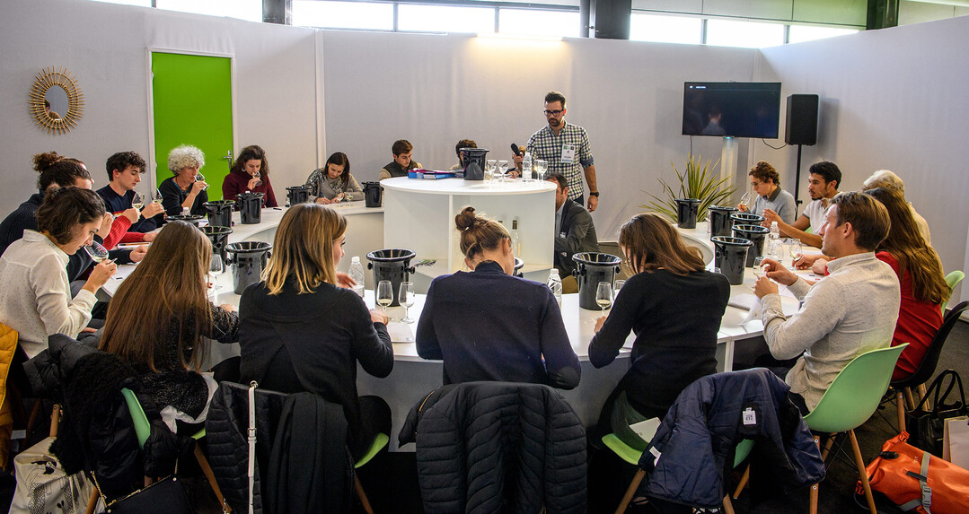 Verksotungen, Ausstellung und Foren, das alles bietet die Vinitech-Sifel in Bordeaux.