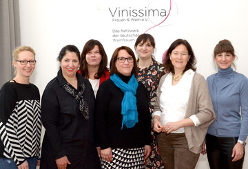 Von links: Corinna Sauerburger, Petra Trndle, Tanja Rosenthal, Jennifer Henne-Bartz, Julia Weckbecker, Simone Bhm, Stefanie Herbst
