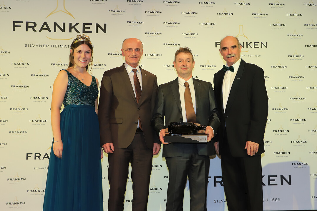 Ehrenpreis fr Weinbau Jrgen Hofmann