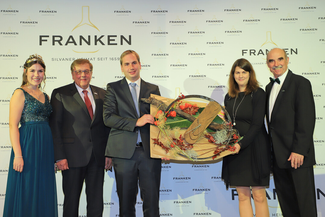 Ehrenpreis fr das Weingut Kreiselmeyer