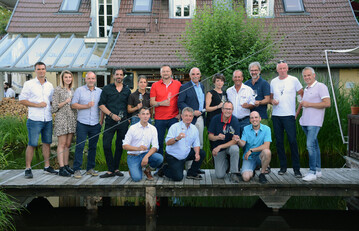 Zu Beginn der Veranstaltung begrten die FRANK & FREI Winzer und Johannes Zopfi im Seegarten gemeinsam ihre Gste. 