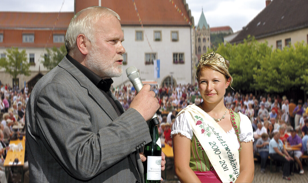 Beim Winzerfest wurde die Weinknigin Elisabeth Born im jahr 2010 gekrnt.