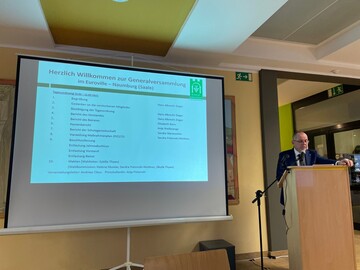Weinbauprsident Hans Albrecht Zieger bei der Generalversammlung des Weinbauverbands Saale-Unstrut.