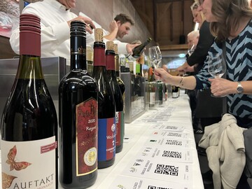 Beim Zukunfts-Wein-Event So schmeckt die Zukunft konnten sich Interessierte ber neue Rebsorten informieren.