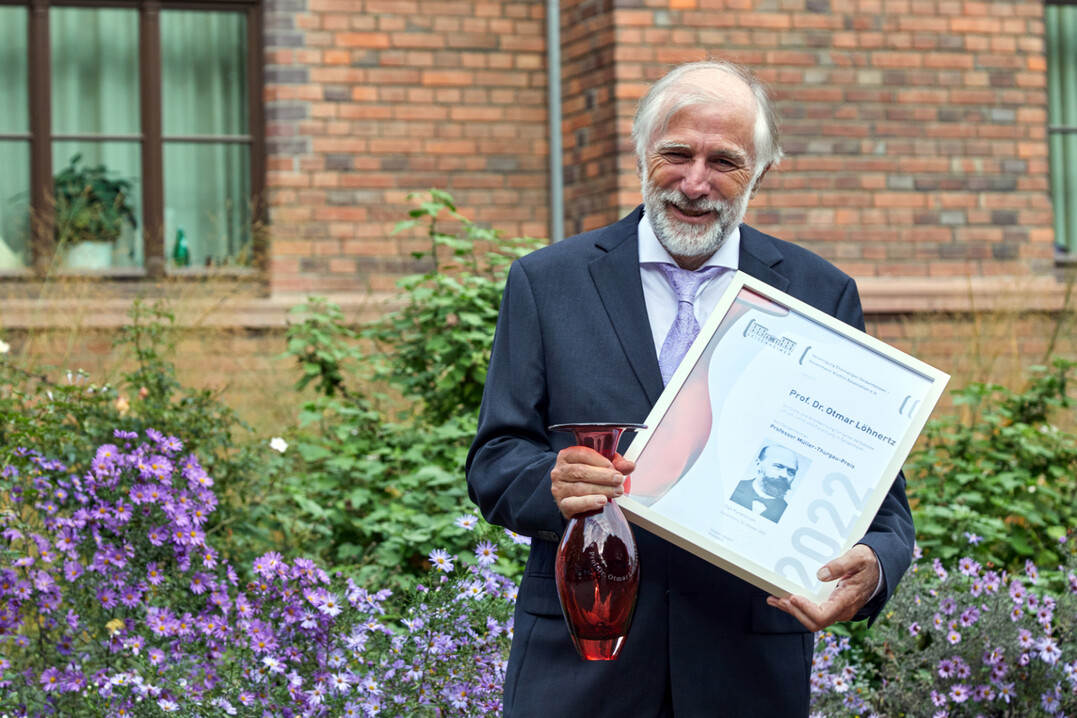 Eine außergewöhnliche Persönlichkeit wie Prof. Dr. Otmar Löhnertz verdient eine außergewöhnliche Würdigung.
