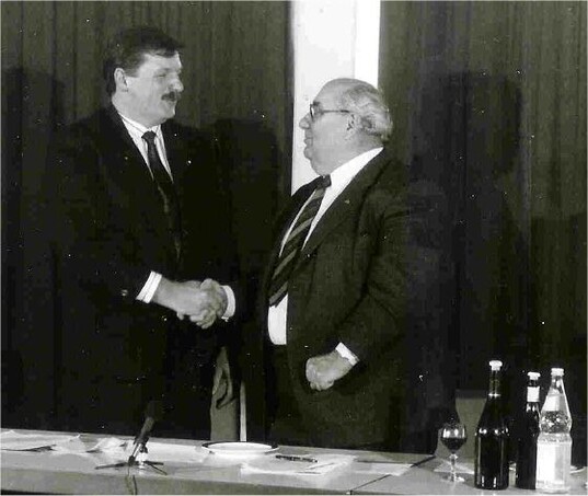 Gotthilf Link bergibt 1991 an Hermann Hohl 