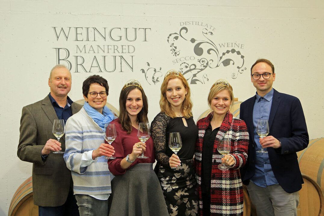 Manfred Braun, Helene Braun, Inga Storck, Klara Zehnder, Carolin Klckner und Tobias Braun (v. l. n. r.).