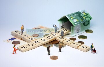 Die neuen Hinzuverdienstregelungen ab 2023 sollen helfen, die eigene Kasse durch Nebenverdienst aufbessern zu knnen.