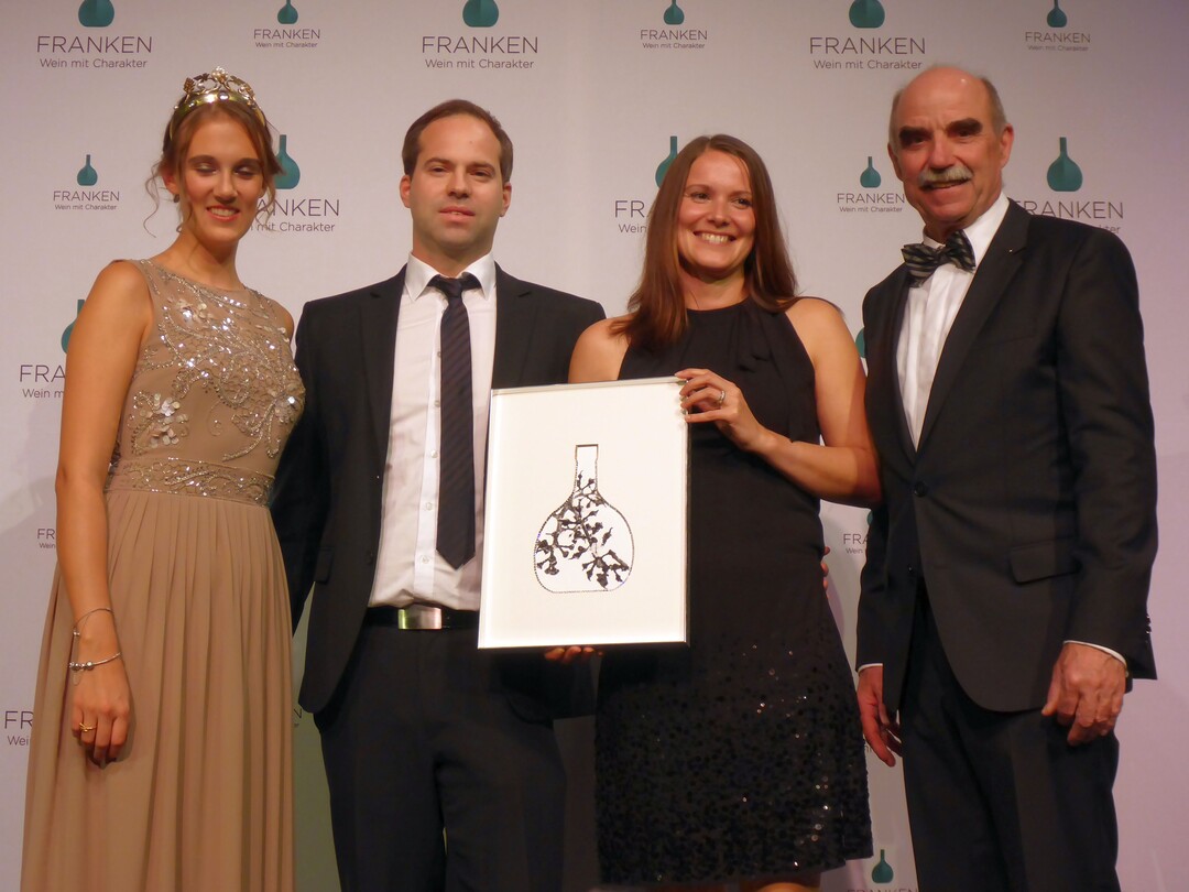 Der Ehrenpreis des Frnkischen Weinbauverbands ging an das Weingut Bruno Bienert.