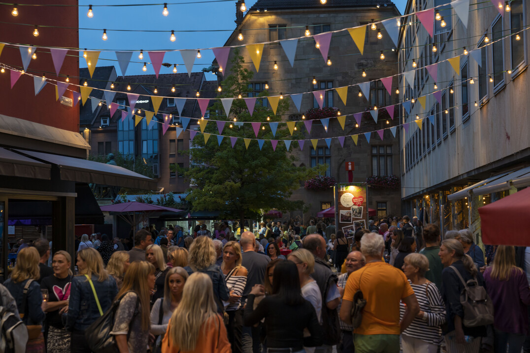 Das Heilbronner Weindorf ist wohl das beliebteste Fest der Stadt und mit bis zu 300.000 Besuchern ein echter Publikumsmagnet für die älteste Weinstadt Württembergs.