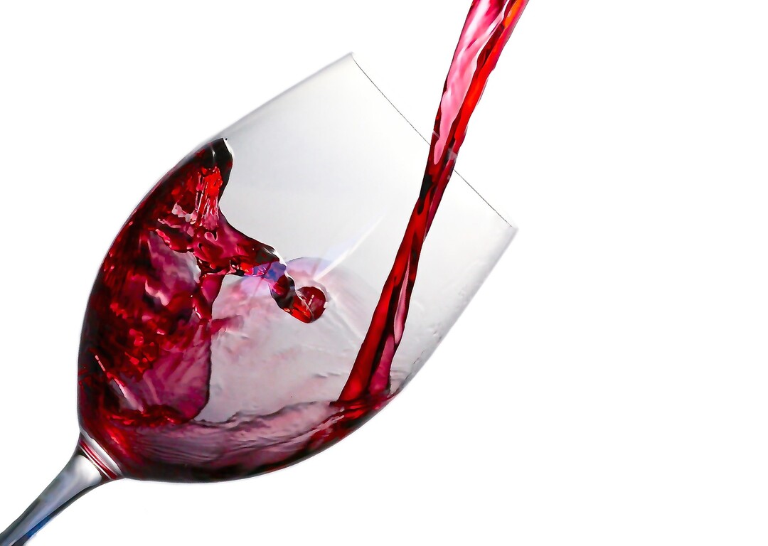 Wein kann Teil einer
ausgewogenen und gesunden Ernährung und Lebensweise sein, solange der Konsum maßvoll bleibt.